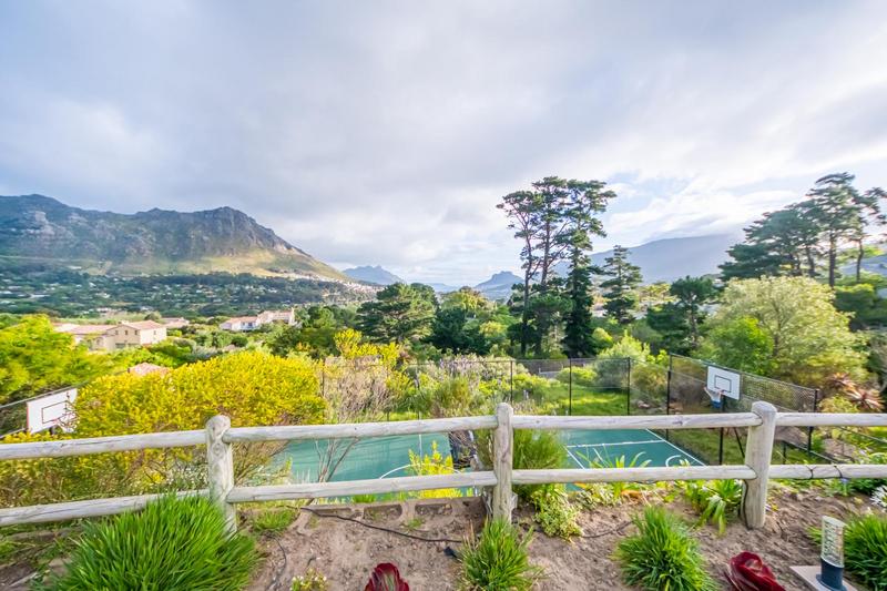 6 Bedroom Property for Sale in Ruyteplaats Western Cape